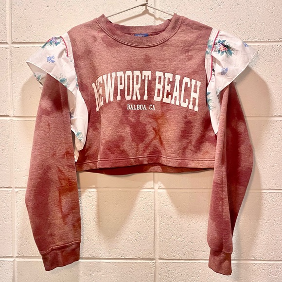 🪡 Handmade 🧵 Ruffle Sweatshirt - Picture 3 of 8